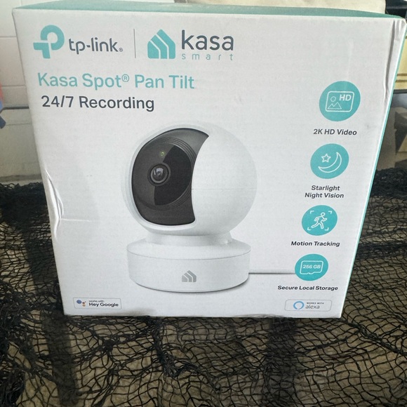 KASA Spot Pan Tilt 24/7 Recording Indoor Camera Baby Monitor - Picture 3 of 6